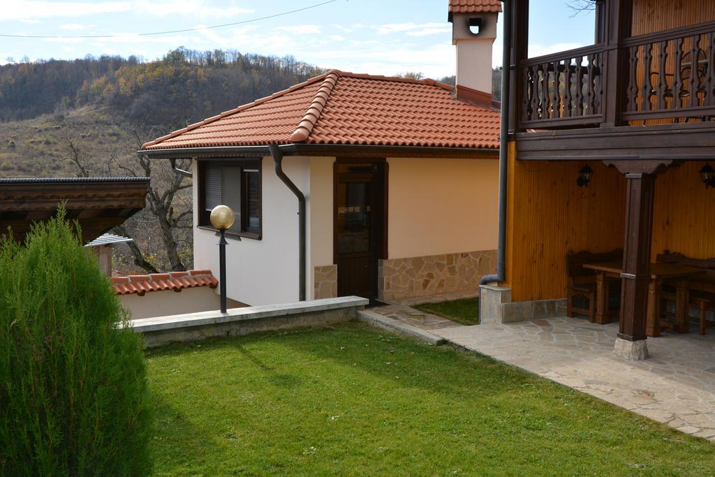 Hotel Sinabovite Houses Badevtsi Exteriér fotografie